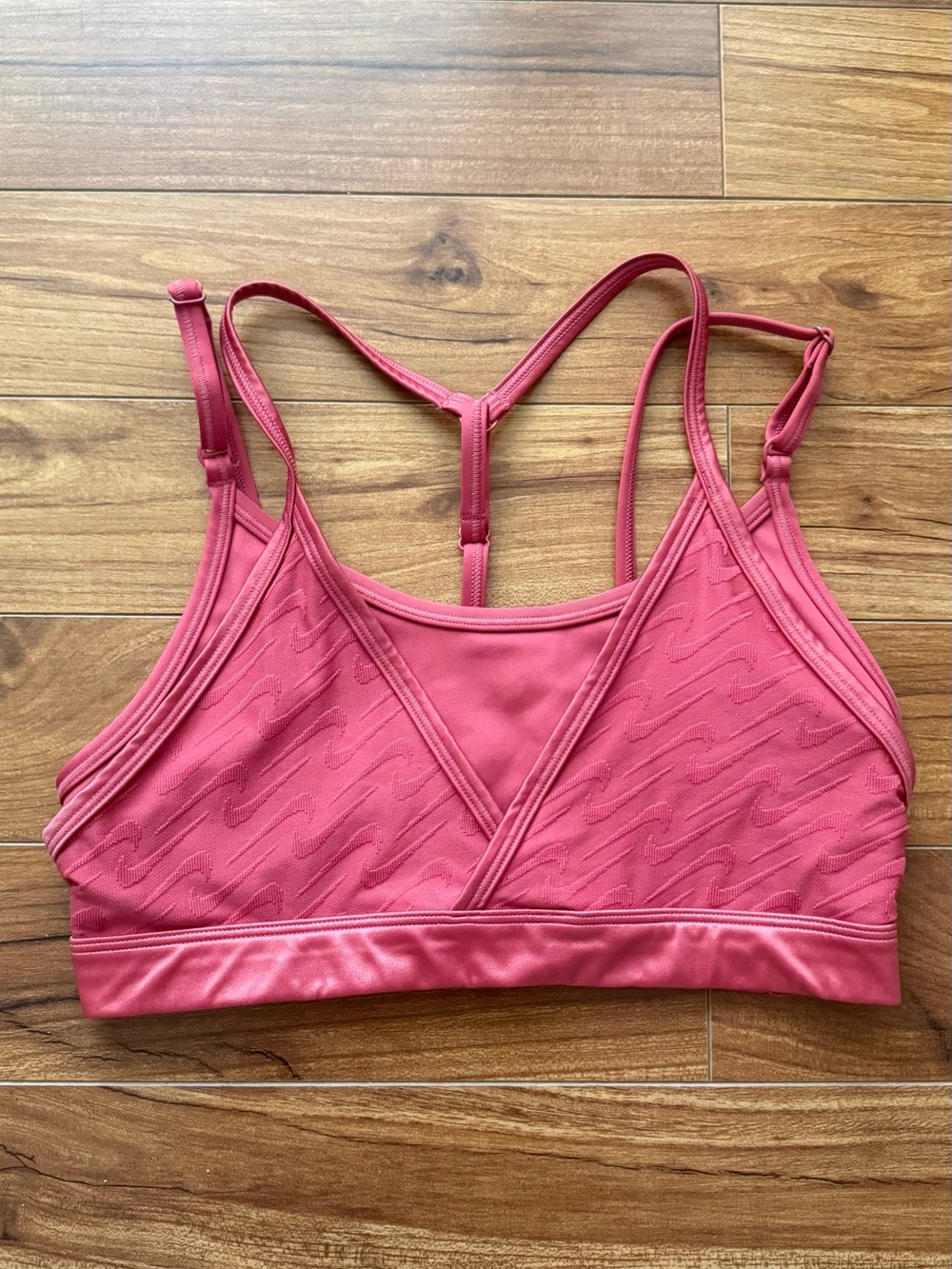 Nike Dri-FIT Strappy Criss-Cross Back Sports Bra - Pink - Size Small